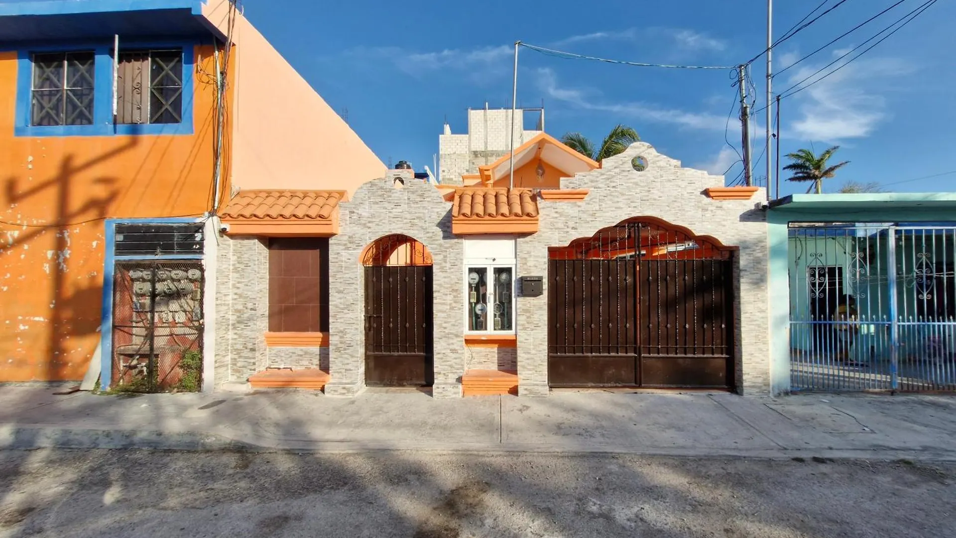 Casa Para 18 Personas Con Ac, Cocina Y A 10 Min De La Playa Playa del Carmen Feriehus