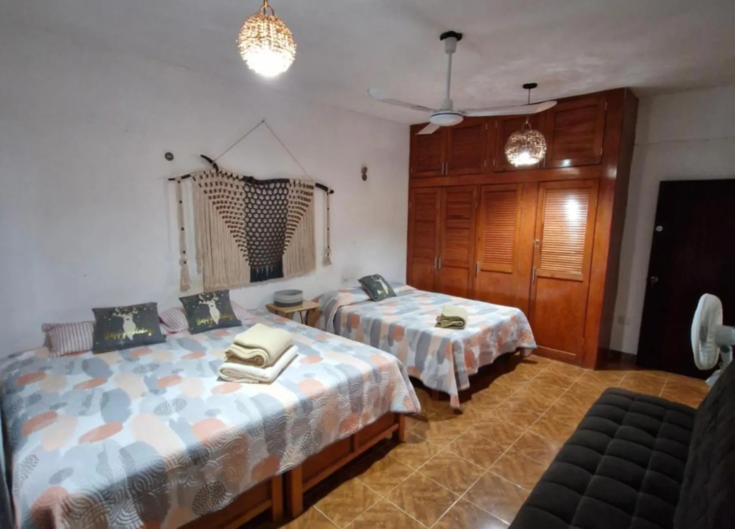 Casa Para 18 Personas Con Ac, Cocina Y A 10 Min De La Playa Playa del Carmen Feriehus